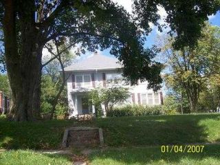 Foreclosed Home - 609 W 3RD ST, 64468