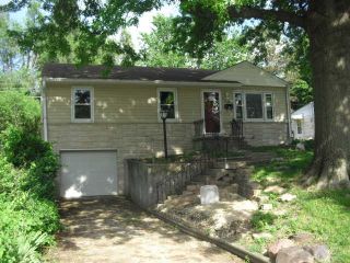 Foreclosed Home - 509 E MEADOW LN, 64501