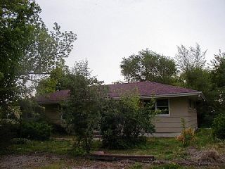 Foreclosed Home - 2321 LAKEVIEW ST, 64504