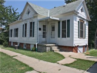 Foreclosed Home - 2213 N 3RD ST, 64505
