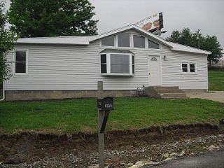 Foreclosed Home - 1724 BRENDA DR, 64507