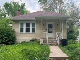 Foreclosed Home - 2705 DONIPHAN AVE, 64507