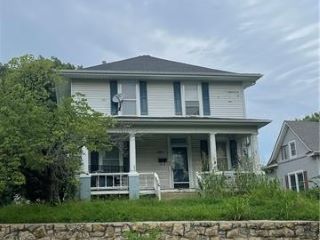 Foreclosed Home - 2801 OLIVE ST, 64507