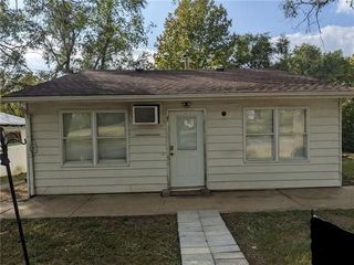 Foreclosed Home - 617 S COLEMAN ST, 64673