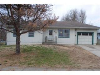 Foreclosed Home - 1604 PARKWOOD DR, 64701