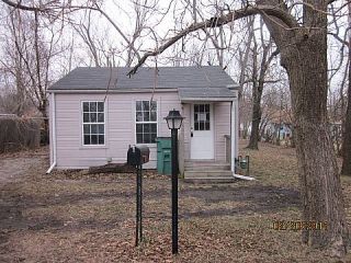 Foreclosed Home - 604 S SHORT ST, 64701