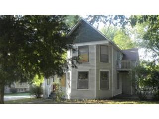Foreclosed Home - 1100 E PINE ST, 64701