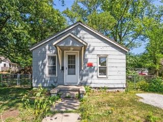 Foreclosed Home - 101 S WATER ST, 64730