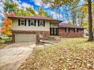 Foreclosed Home - 100 S CONNIE DR, 64735