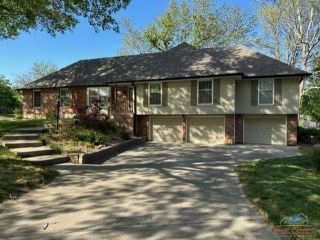 Foreclosed Home - 100 N CONNIE DR, 64735