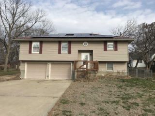 Foreclosed Home - 102 FRIENDSHIP DR, 64735