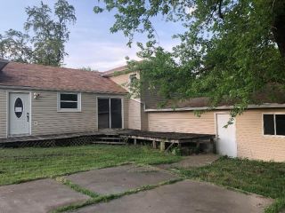 Foreclosed Home - 324 N Alma St, 64772