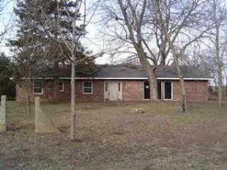 Foreclosed Home - 171 S PETTY ST, 64779