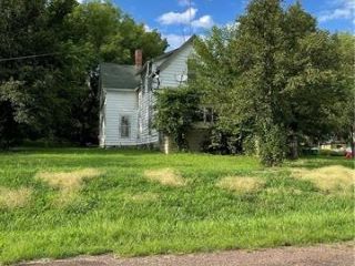 Foreclosed Home - 111 E 3RD ST, 64788