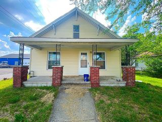 Foreclosed Home - 616 S HIGHLAND AVE, 64801