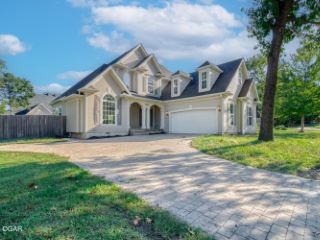 Foreclosed Home - 2807 SPARKLING WATERS CT, 64801