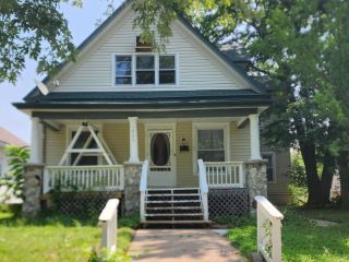Foreclosed Home - 1805 BIRD AVE, 64804
