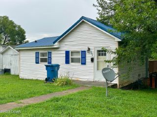 Foreclosed Home - 300 N MAPLE ST, 64836