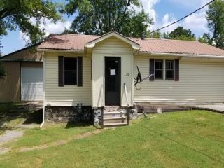 Foreclosed Home - 131 N Wall St, 64843
