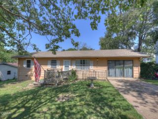 Foreclosed Home - 1522 GREENWOOD BLVD, 64850
