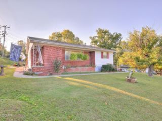 Foreclosed Home - 1420 PINEVILLE RD, 64850