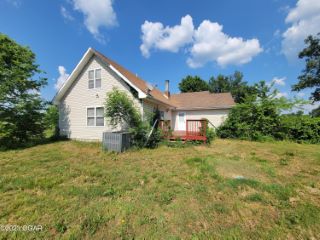 Foreclosed Home - 8009 STATE HIGHWAY 43, 64870