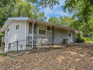 Foreclosed Home - 32 WHISPERWOOD DR, 65020
