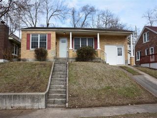 Foreclosed Home - 716 Houchin St, 65101