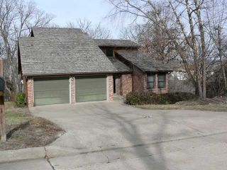 Foreclosed Home - 2718 KENWOOD DR, 65109