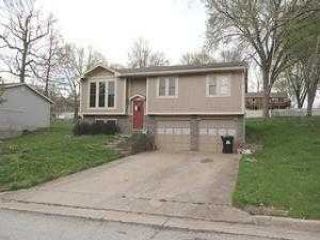 Foreclosed Home - 211 Wagonwheel Dr, 65109