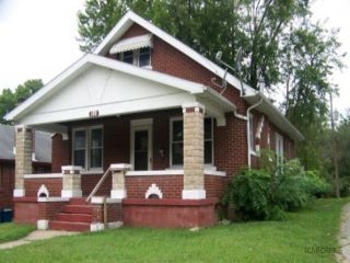 Foreclosed Home - 308 Berry St, 65109