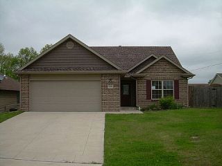 Foreclosed Home - 4100 GOLDSTAR CT, 65202