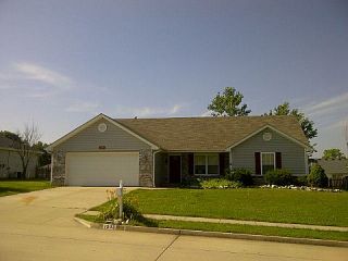 Foreclosed Home - 1302 WAR ADMIRAL DR, 65202