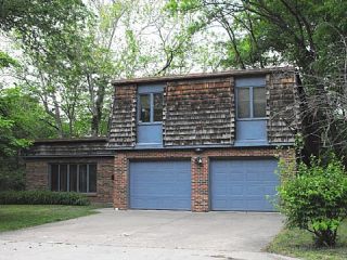 Foreclosed Home - 1907 RIDGEMONT, 65203