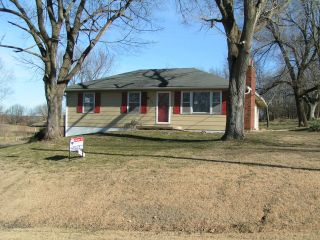 Foreclosed Home - 309 N ELM ST, 65237