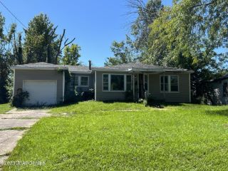 Foreclosed Home - 306 W CHESTNUT ST, 65251