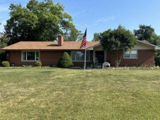 Foreclosed Home - 827 LAKEVIEW RD, 65265