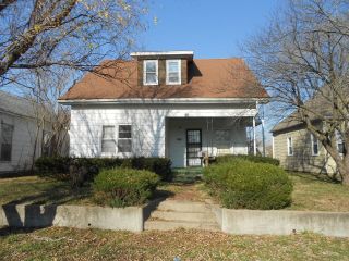 Foreclosed Home - 719 E 15TH ST, 65301