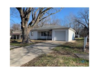 Foreclosed Home - 604 N Quincy Ave, 65301