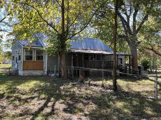 Foreclosed Home - 522 E BOONVILLE ST, 65301