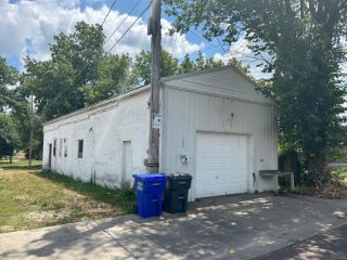 Foreclosed Home - 1315 S PORTER AVE, 65301