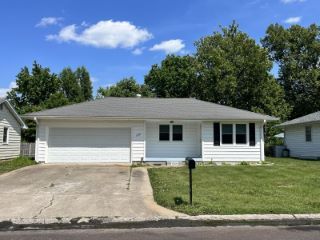 Foreclosed Home - 1328 S BENTON AVE, 65340