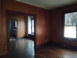 Foreclosed Home - 219 N EUCLID ST, 65349