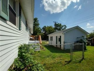 Foreclosed Home - 927 PINNACLE ST, 65355