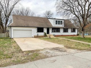Foreclosed Home - 421 OLIVE ST, 65360