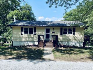 Foreclosed Home - 604 SPRING VALLEY DR, 65360