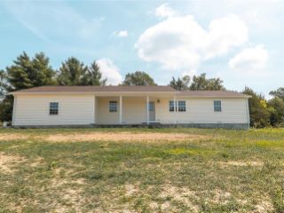 Foreclosed Home - 26770 STEPHANIE LN, 65534