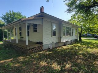 Foreclosed Home - 101 WARREN ST, 65556