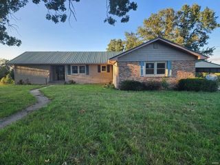 Foreclosed Home - 1200 E 3RD ST, 65560