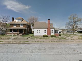 Foreclosed Home - 205 W LOCUST ST, 65605